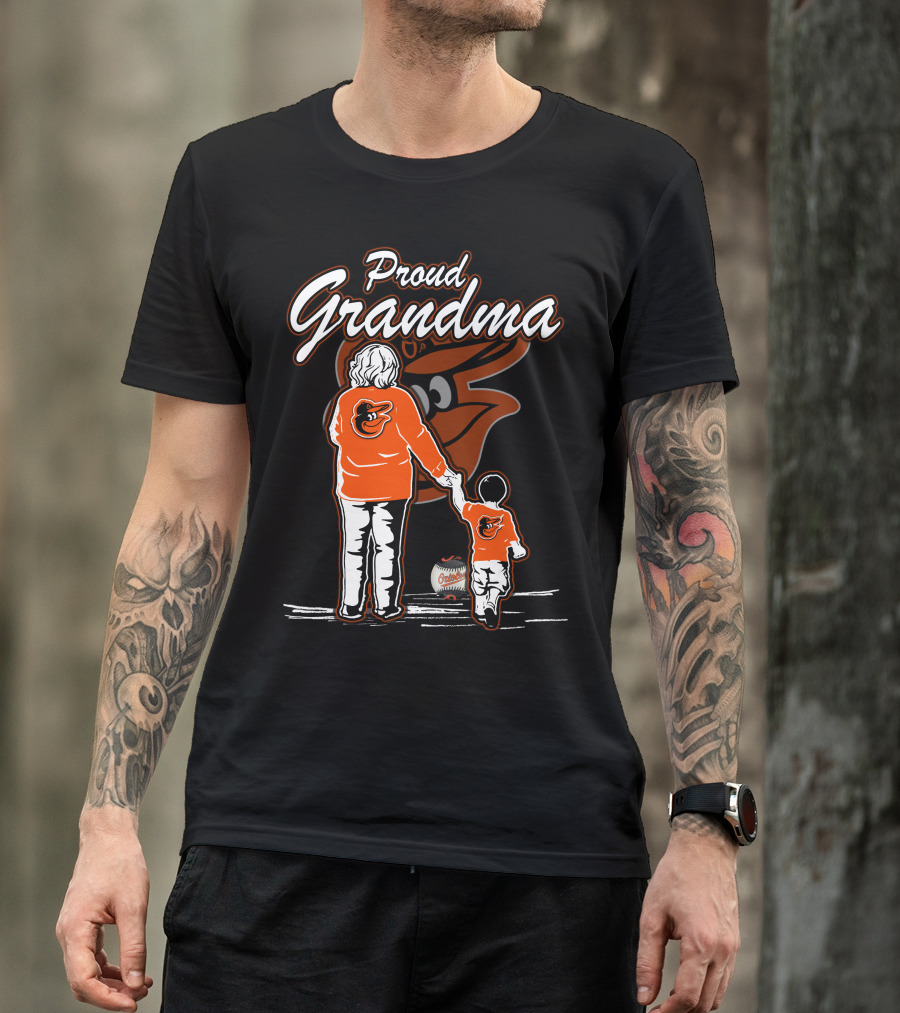 Proud Grandma Baltimore Orioles Family Baseball Fan T-Shirt