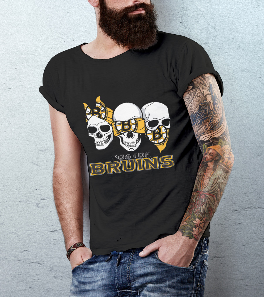 3 Skull Boston Bruins Hockey Skulls T-Shirt