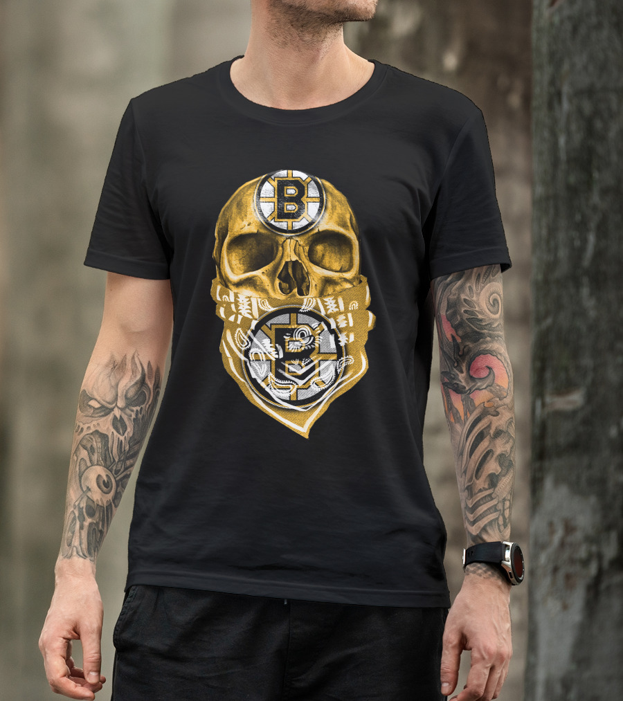 Boston Bruins Skull Bandana Logo Fan T-Shirt