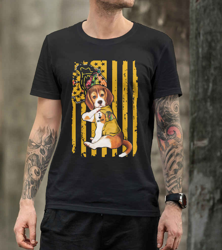 Beagle I Love Mom Chicago Blackhawks T-Shirt