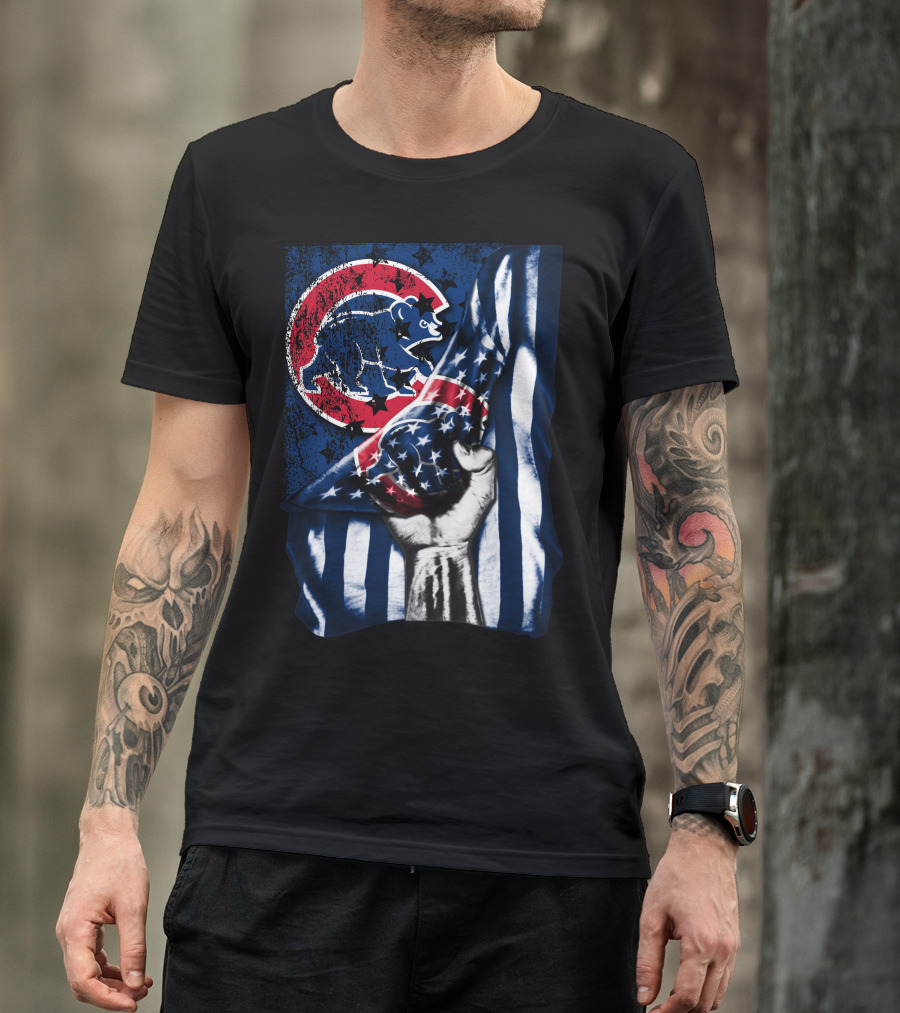 Chicago Cubs American Flag Blue Bear Emblem T-Shirt