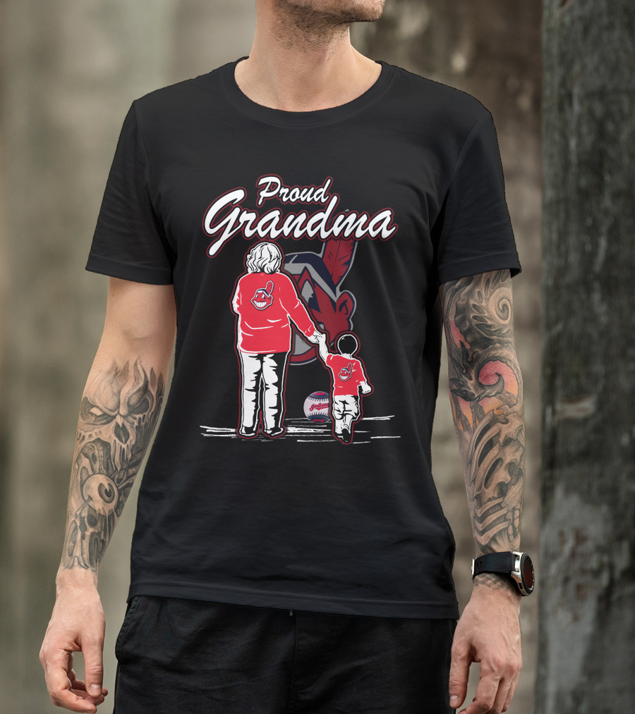 Proud Grandma Cleveland Indians Baseball Family T-Shirt