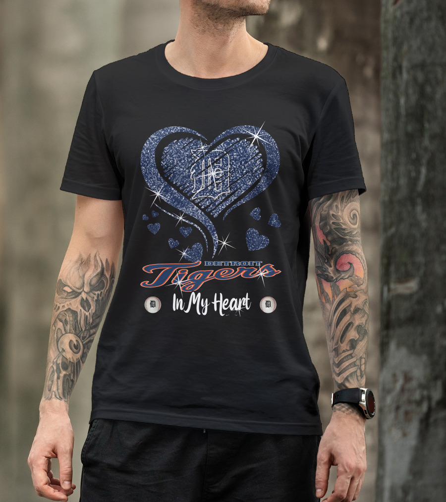 Detroit Tigers In My Heart Sparkling Logo And Hearts T-Shirt