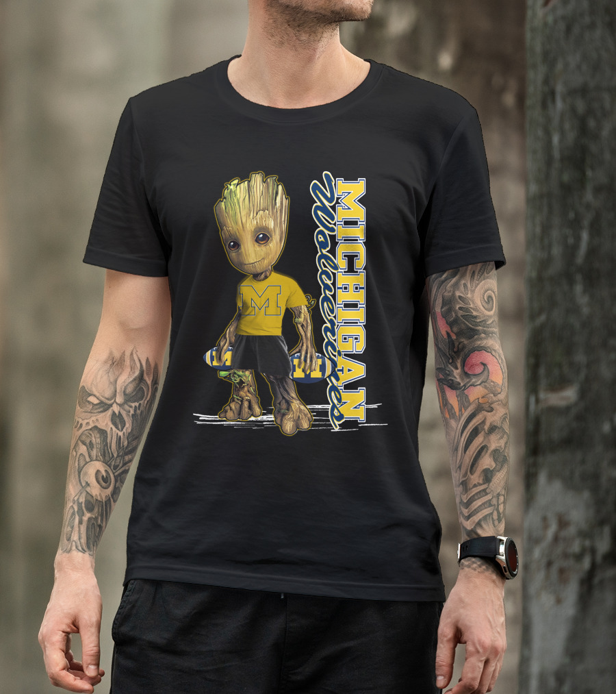 Groot Michigan Wolverines M Logo Skating Fan T-Shirt