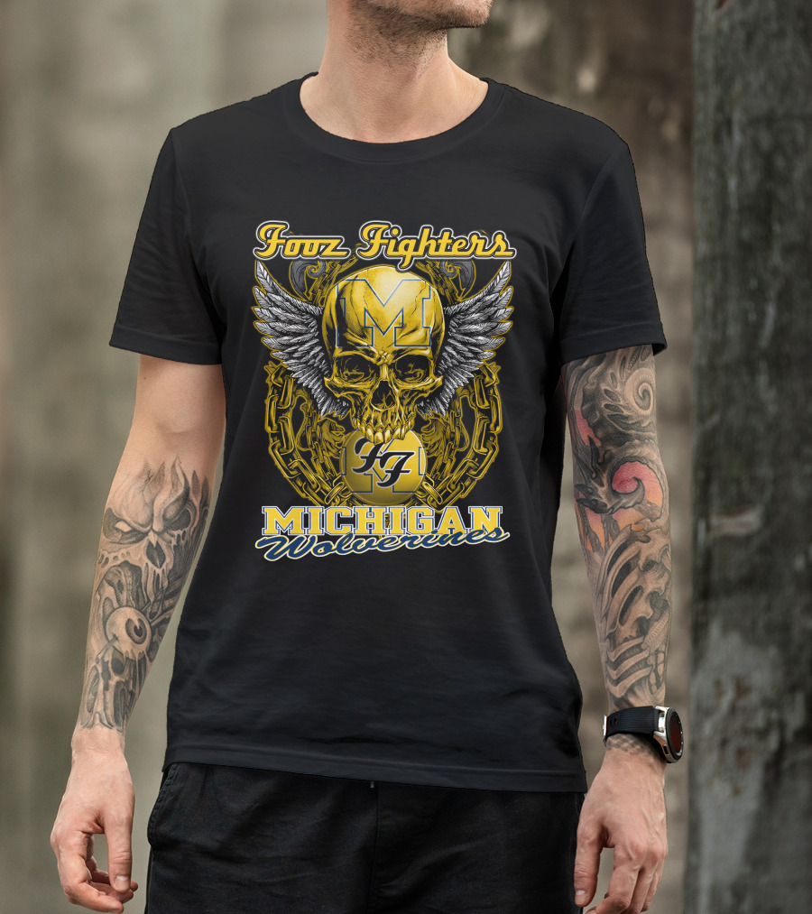 Foor Fighters Michigan Wolverines Skull Wings Chain T-Shirt