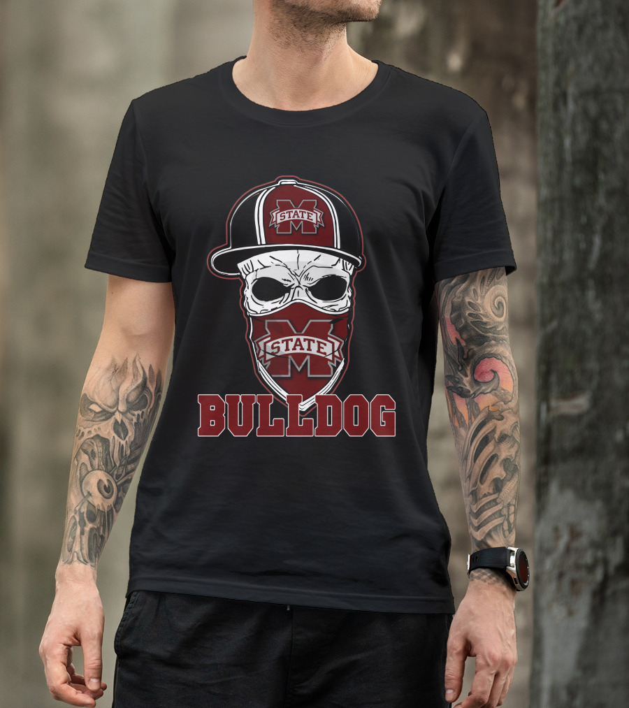 State Bulldogs Skull Hat Bulldog T-Shirt