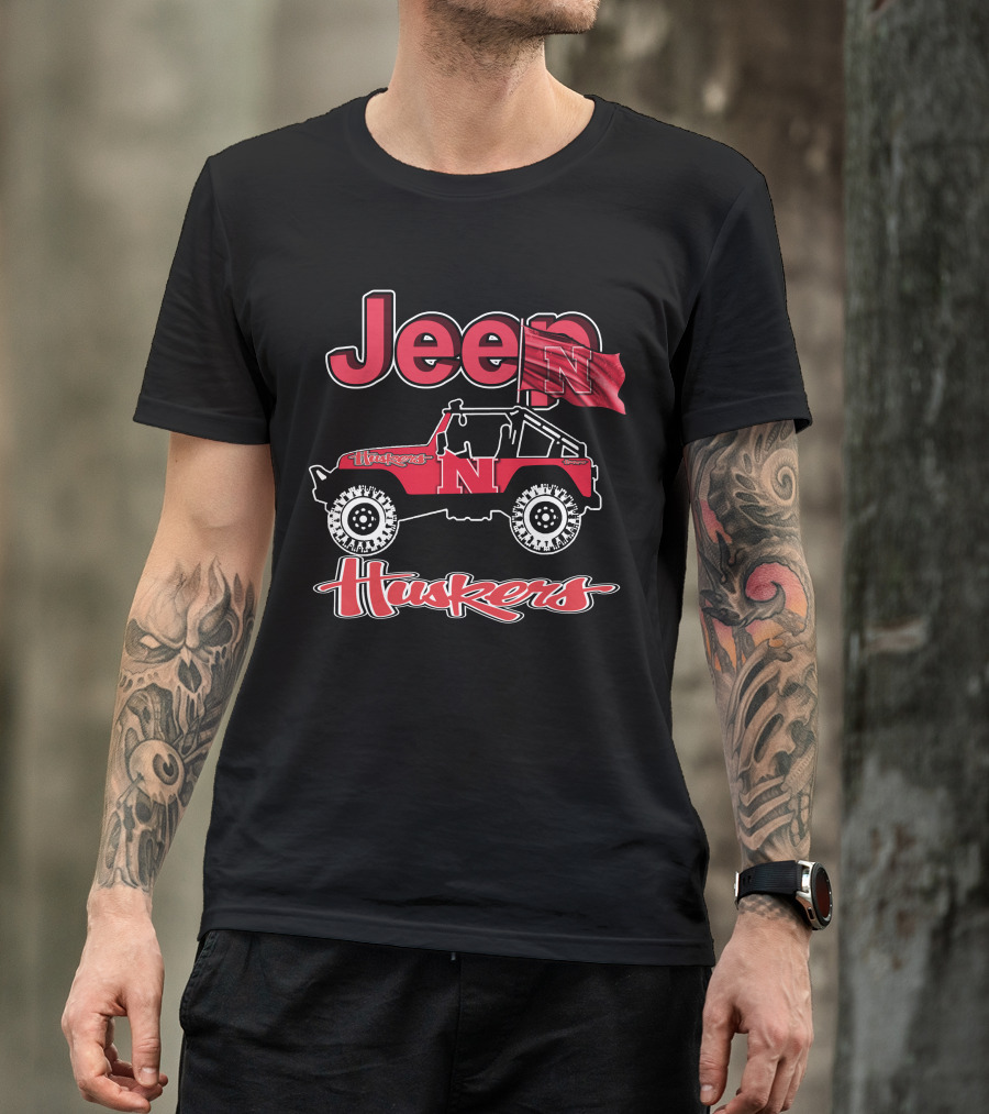 Jeep Nebraska Cornhuskers Husker Red N Flag T-Shirt
