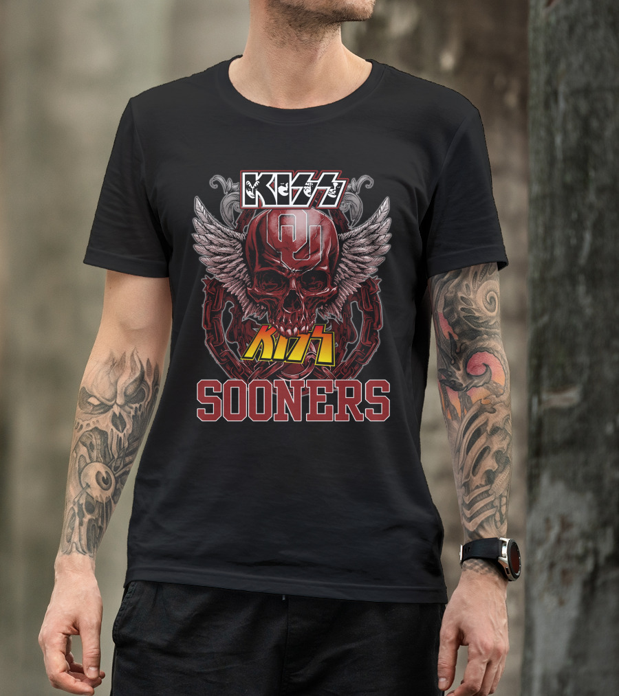 Kiss Oklahoma Sooners OU Skull Wings T-Shirt