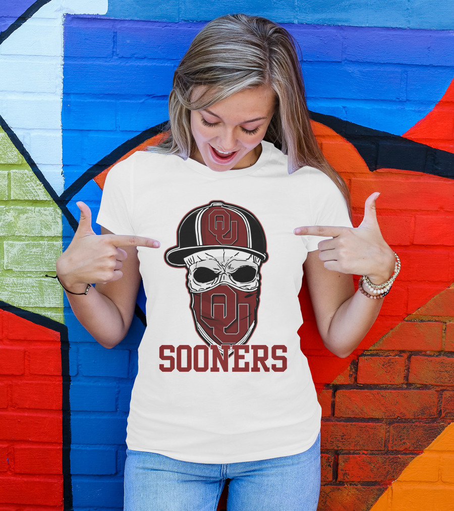 OU Sooners Skull Hat T-Shirt
