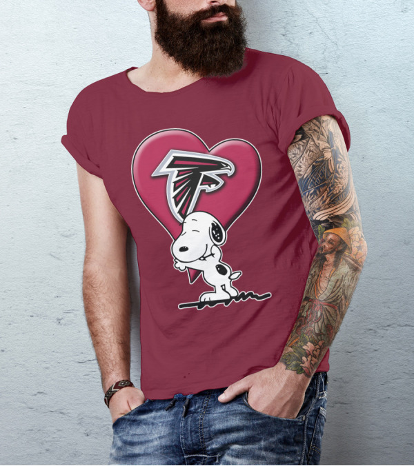 Snoopy Hugging Atlanta Falcons Heart T-Shirt