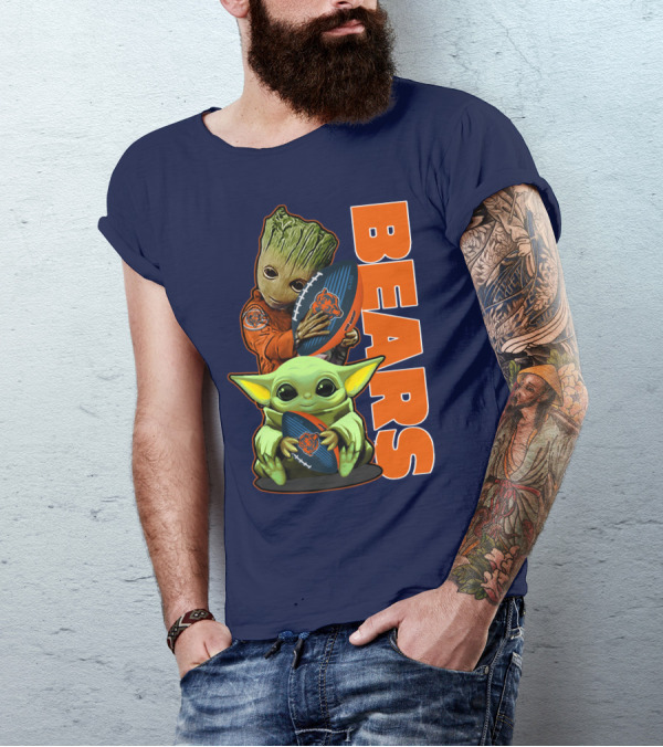 Grzd CHICAGO BEARS Baby Groot And Baby Yoda Football T-Shirt
