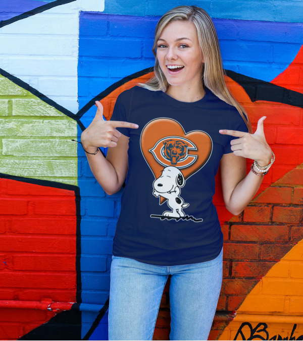 Snoopy Heart Chicago Bears NFL Fan T-Shirt