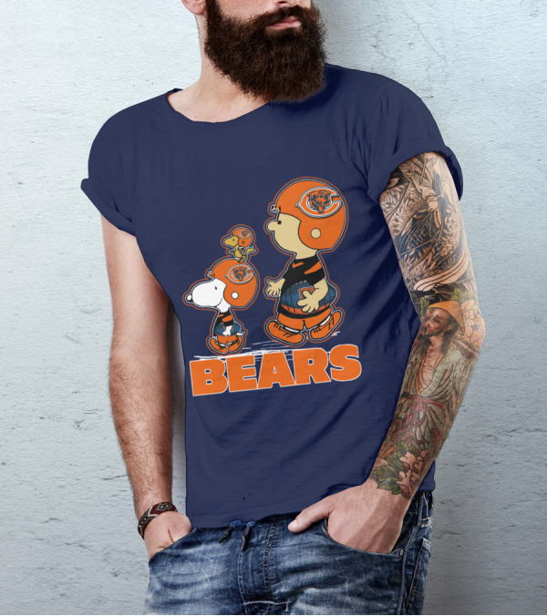 Snpfootball CHICAGO BEARS Characters With Helmets T-Shirt