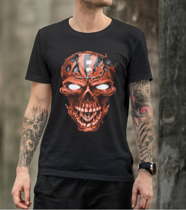 Cincinnati Bengals Skull Emblem With Team Helmet T-Shirt