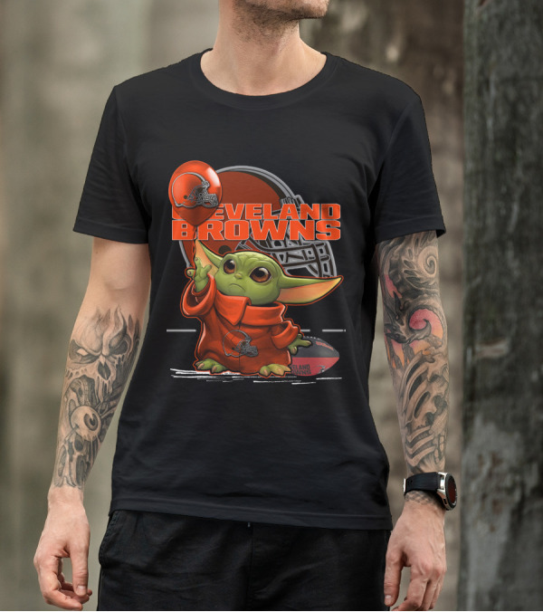 Yoda CLEVELAND BROWNS Football Helmet And Baby Yoda In Jersey T-Shirt