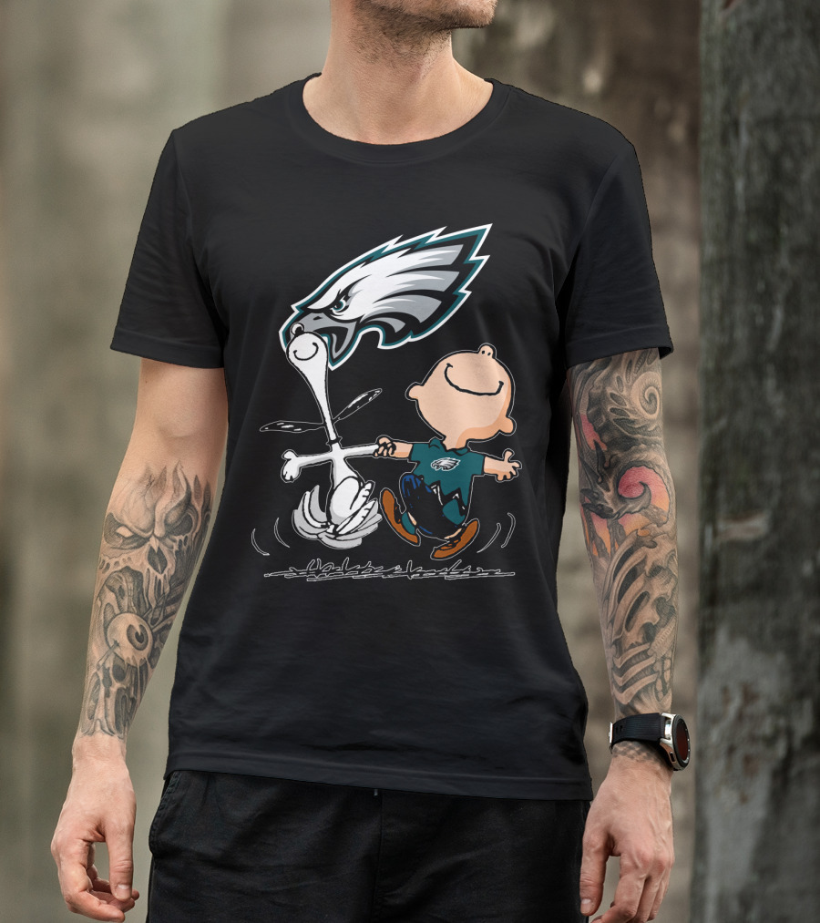 Snoopy And Philadelphia Eagles Logo Dance T-Shirt