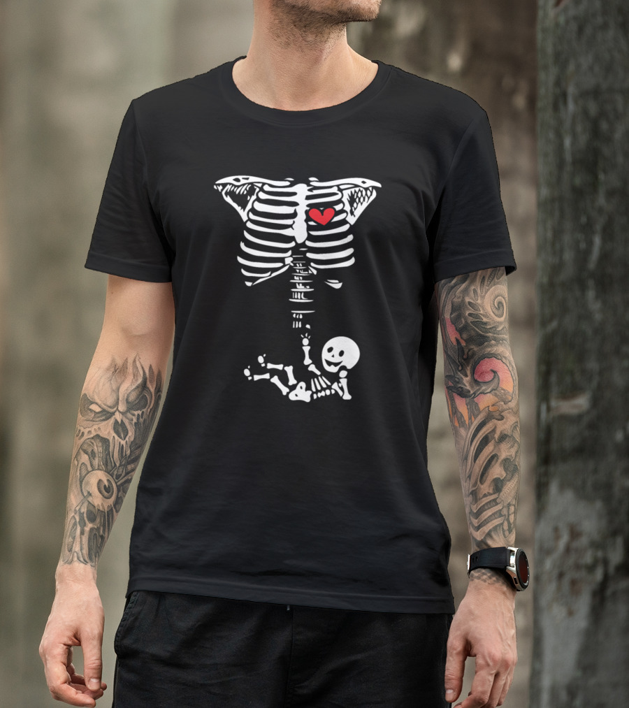 Pregnancy Skeleton With Baby And Heart Halloween T-Shirt