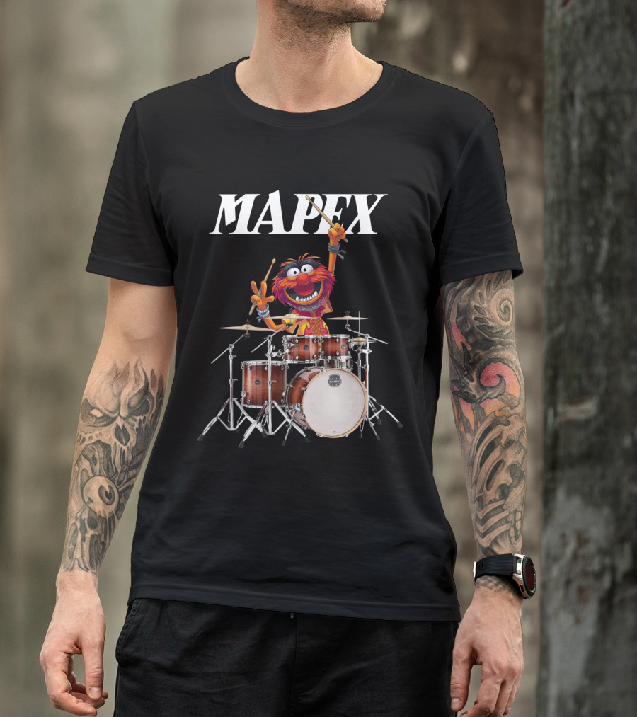 Mapex Animal From The Muppets Playing Drums Enthusiastically T-Shirt