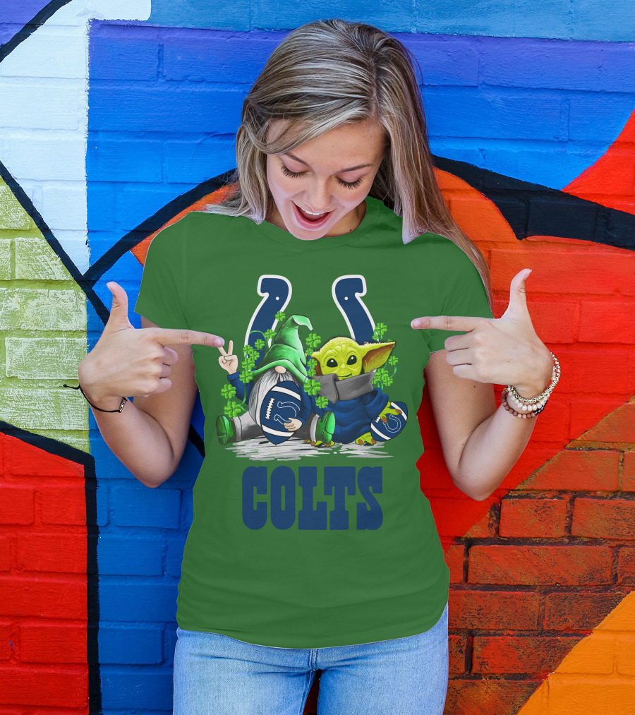 Colts St. Patrick's Day Gnome And Baby Alien Football With Clover T-Shirt