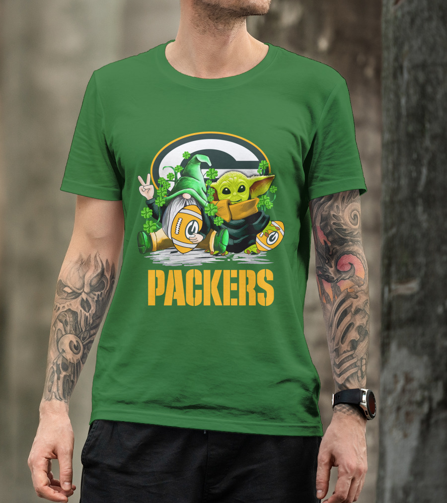 Green Bay Packers Shamrock Gnome And Alien Football St. Patrick's Day T-Shirt