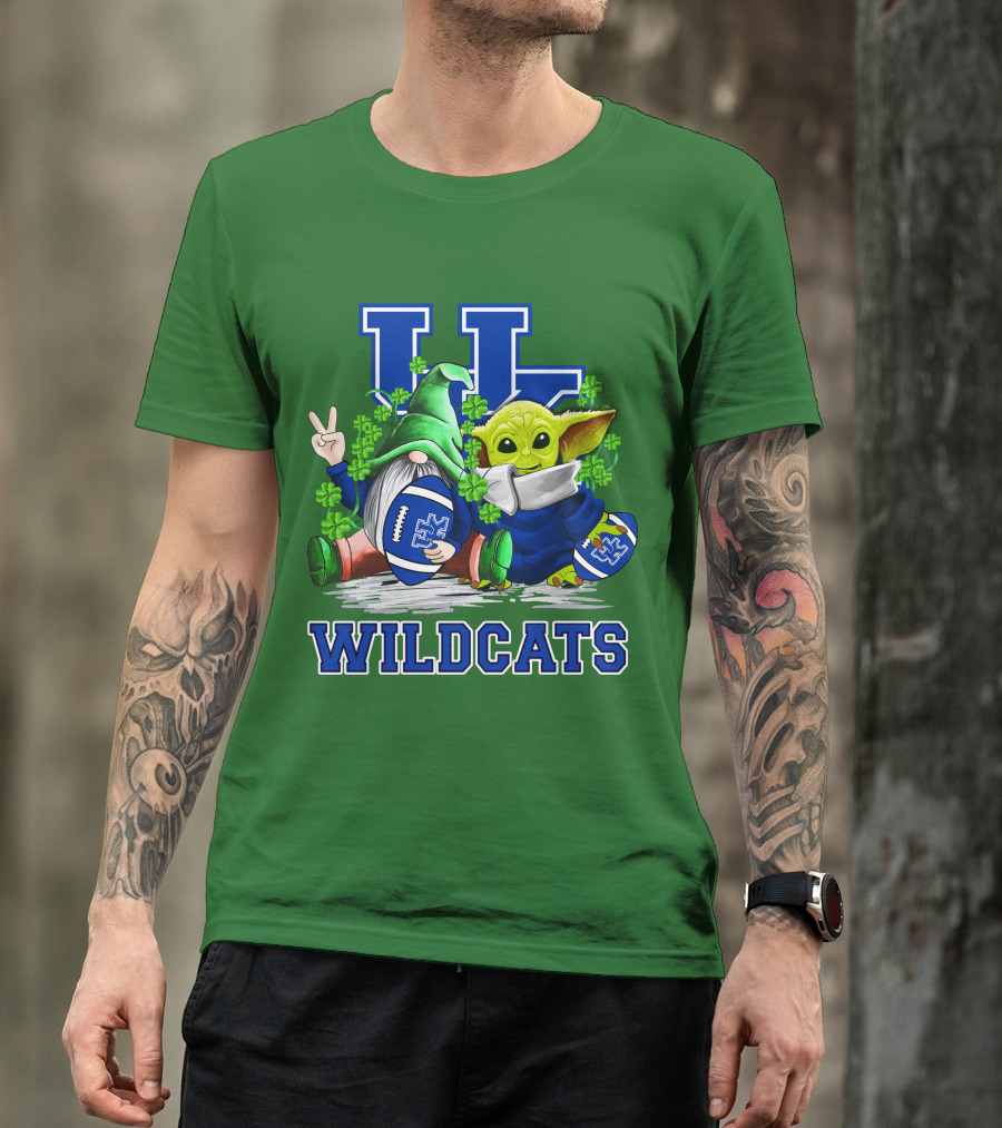 Kentucky Wildcats Football St. Patrick’s Day Shamrock Gnome And Green Alien T-Shirt
