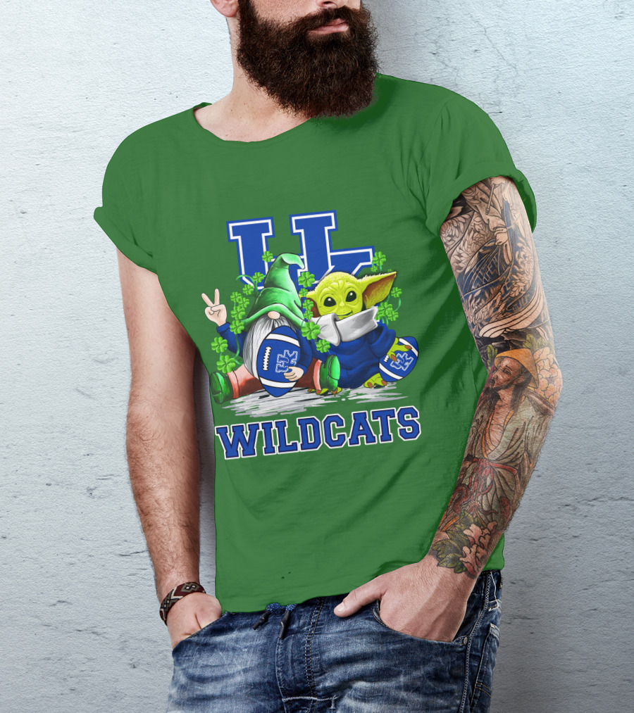 Kentucky Wildcats Football St. Patrick’s Day Shamrock Gnome And Green Alien T-Shirt
