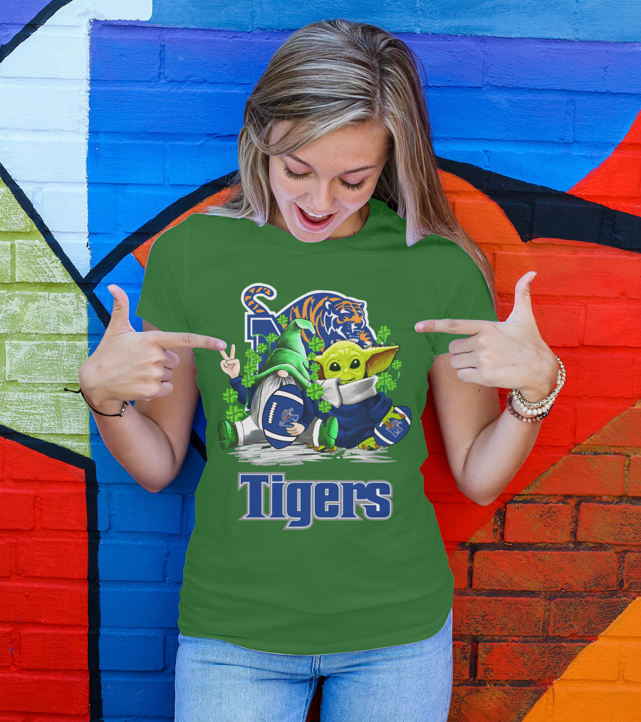 Memphis Tigers Football St. Patrick's Day Gnome And Child Icons T-Shirt