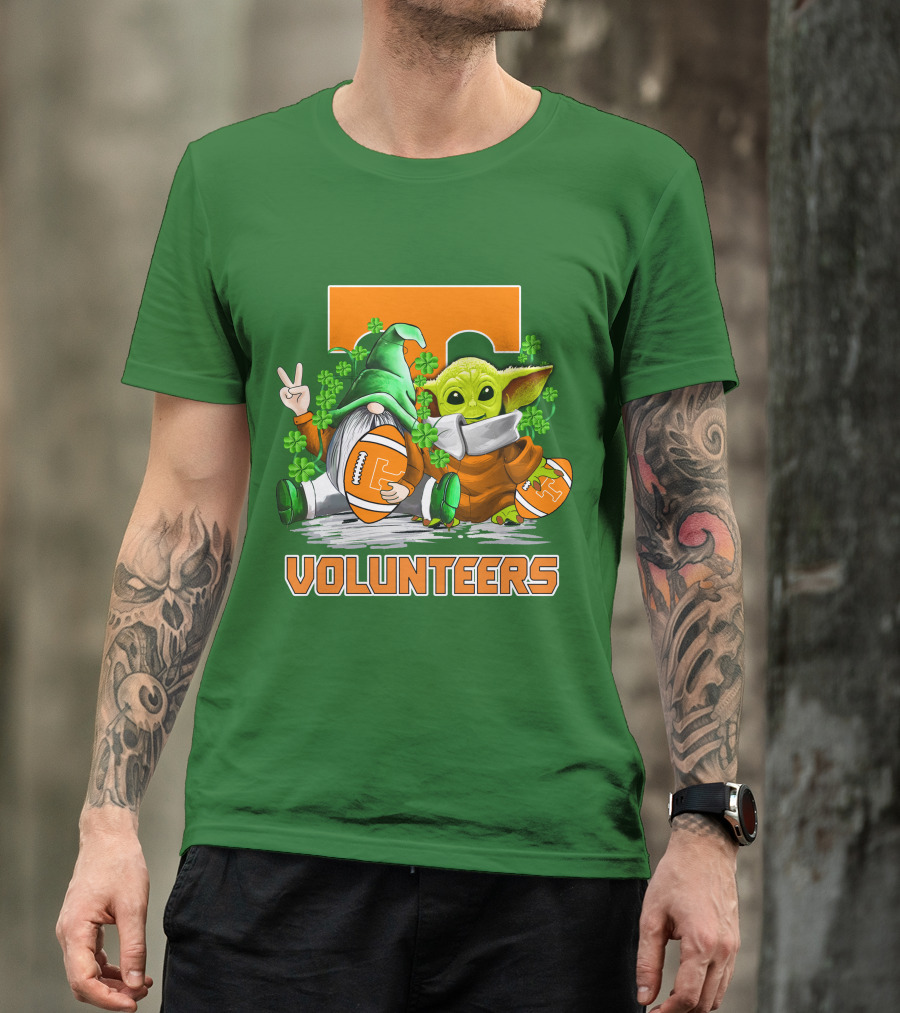 Tennessee Volunteers Football St. Patrick’s Day Gnome And Baby Alien T-Shirt