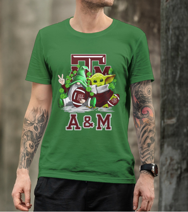 Texas A&M Aggies Football St. Patrick’s Day Gnome And Baby Alien With Shamrocks T-Shirt