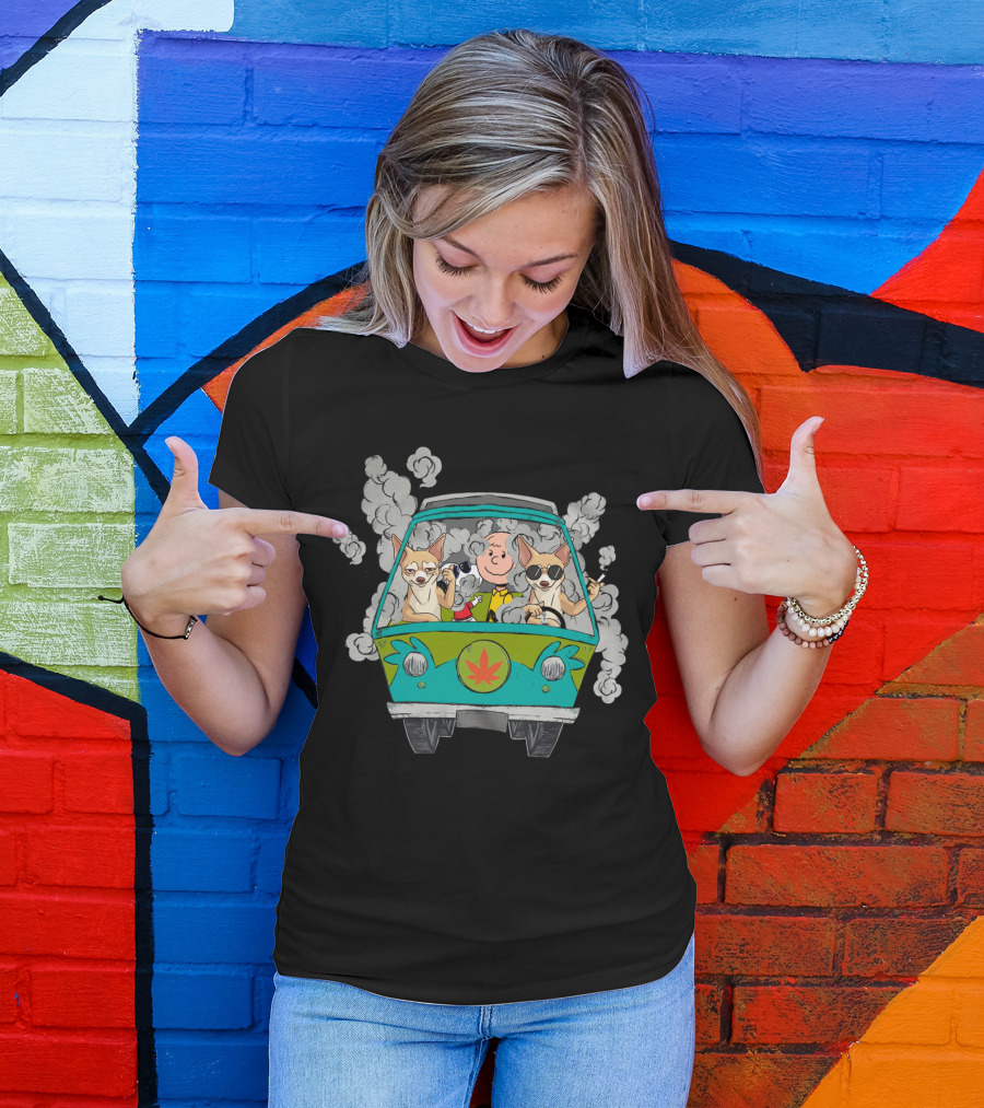 Chihuahua Ds0 Charlie Brown Driving Green Van Smoke T-Shirt