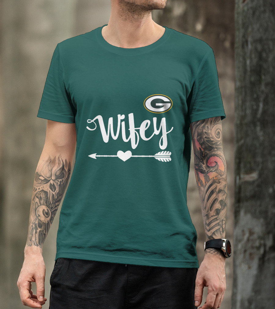Wifey Green Bay Packers Arrow Heart T-Shirt