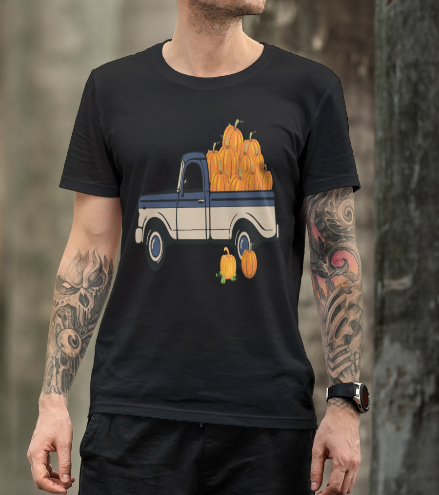 Vintage Pickup With Harvest Pumpkins T-Shirt