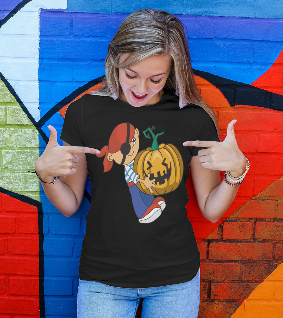 Playful Pirate With Grinning Pumpkin Halloween Fun T-Shirt