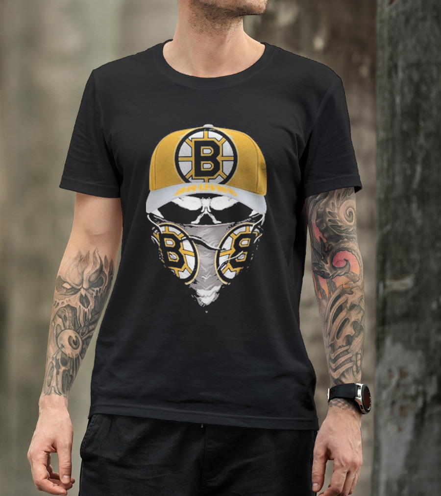 Boston Bruins Skull Mask And Hat T-Shirt