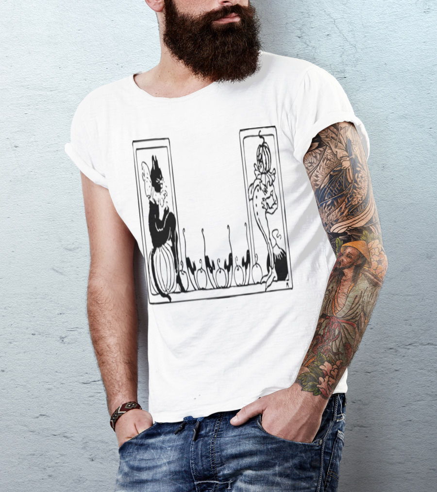 Art Nouveau Black Cat And Pumpkin Character Halloween Motif T-Shirt