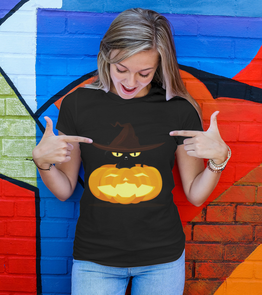 Black Cat In Witch Hat Inside Jack-o'-Lantern Pumpkin Halloween T-Shirt