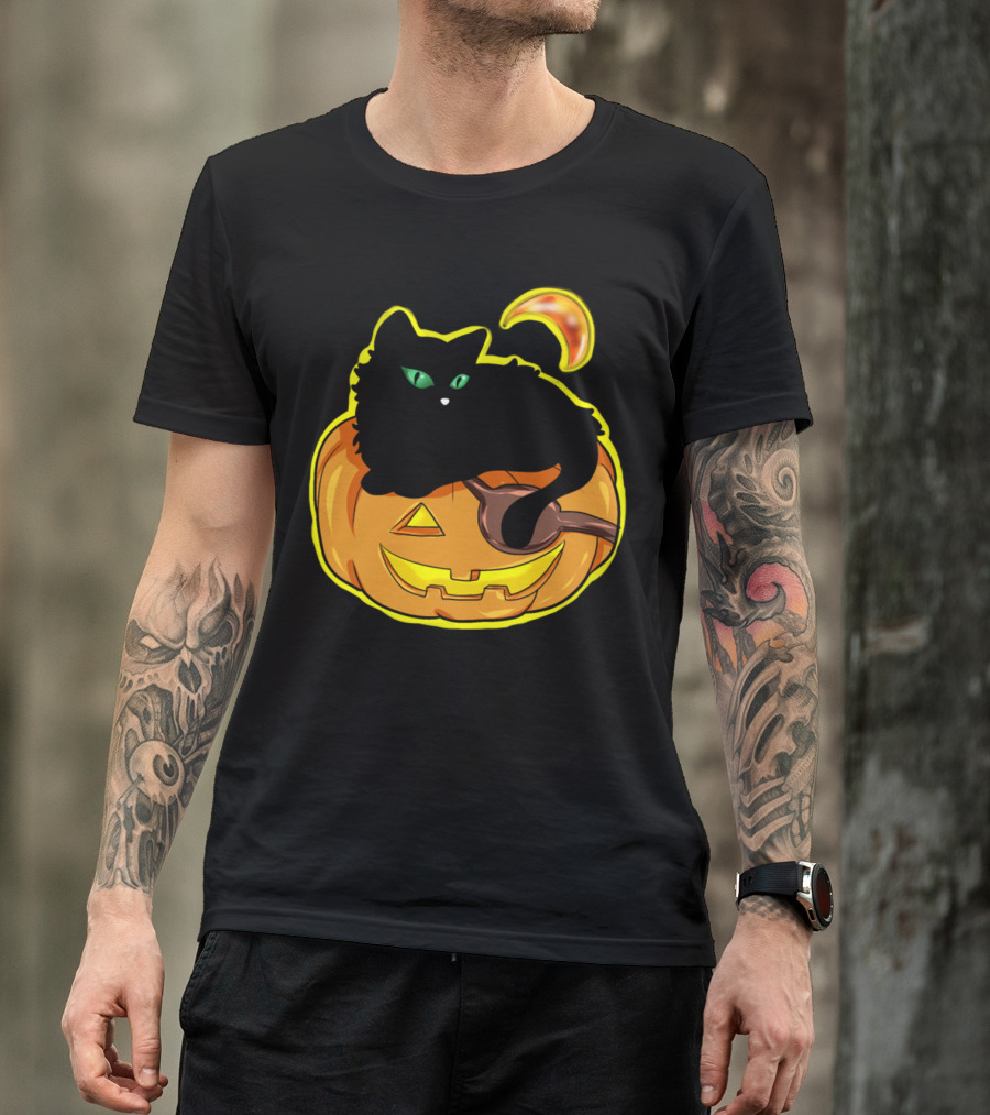 Black Cat On Jack-O'-Lantern With Crescent Moon - Halloween Pumpkin T-Shirt