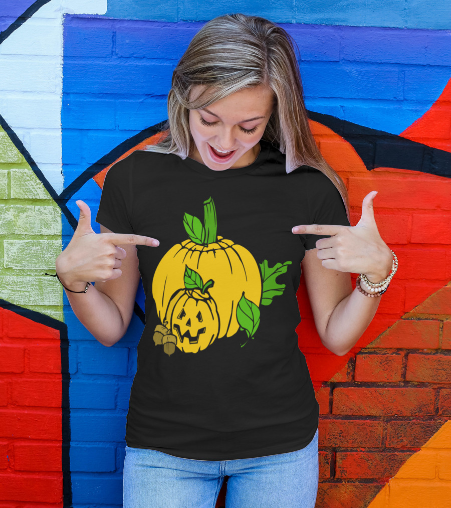 Pumpkins Colour Jack-O'-Lantern Leaves Acorns T-Shirt