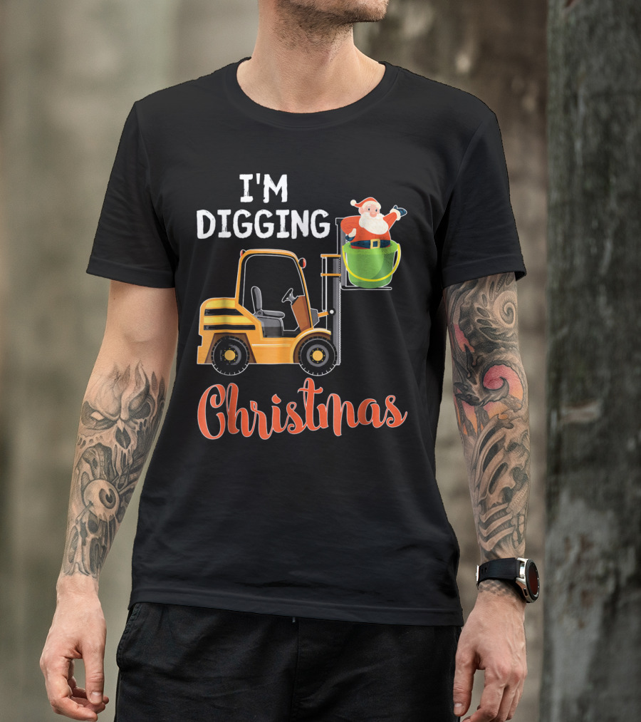 I'm Digging Christmas Santa Claus Tractor T-Shirt