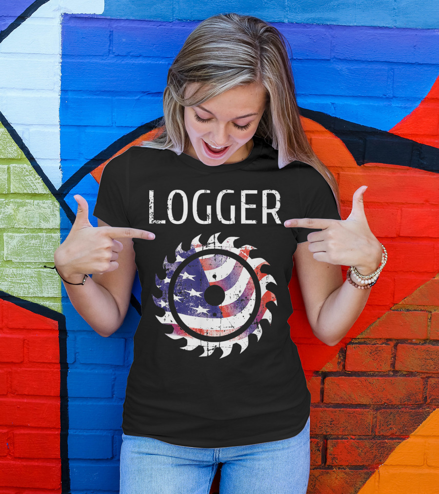 Logger Logging Lumberjack Patriotic American Flag Saw Blade T-Shirt