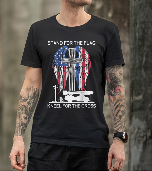 STAND FOR THE FLAG KNEEL FOR THE CROSS LINEMAN FLAG AND CROSS T-Shirt