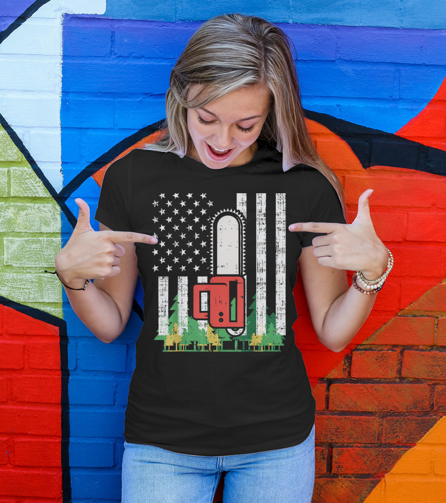 Mens USA Flag Chainsaw Woods Patriotic Forest Americana T-Shirt