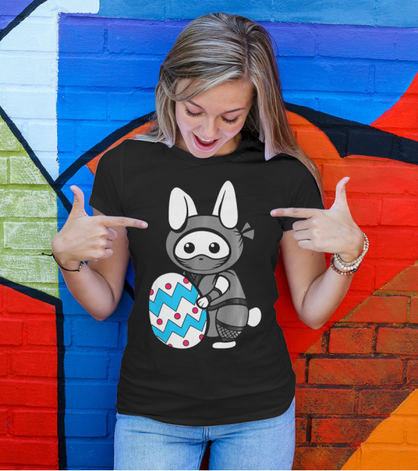 Easter Sunday Bunny Ninja Egg Hunt Hidin With Cute Zigzag And Polka Dot Egg T-Shirt