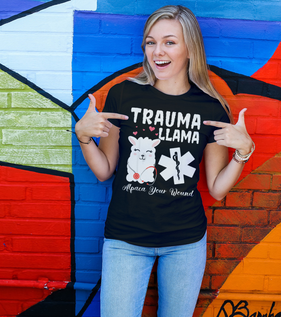 Trauma Llama Alpaca Your Wound Funny Nurse Hearts Emergency T-Shirt