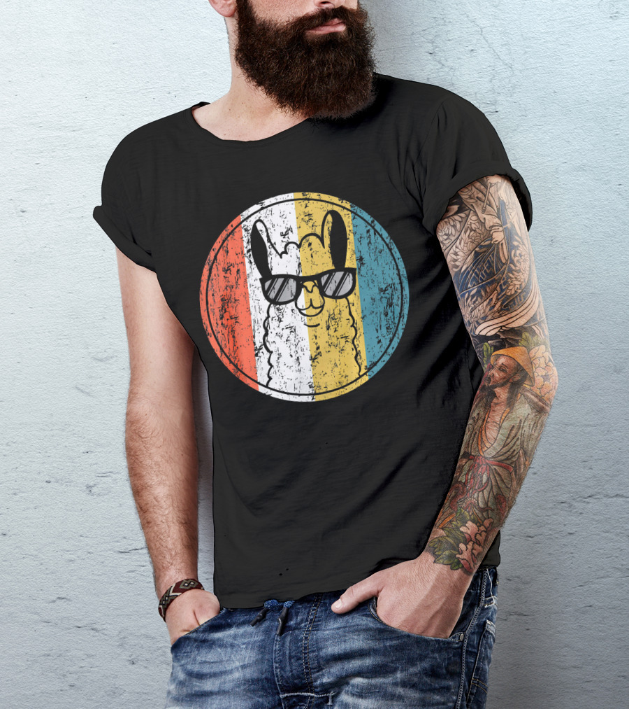 Llama Alpaka Vintage Retro Sunglasses Striped Circle T-Shirt