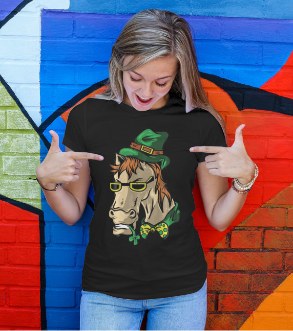 St. Patrick's Leprechaun Horse With Green Hat And Bowtie T-Shirt