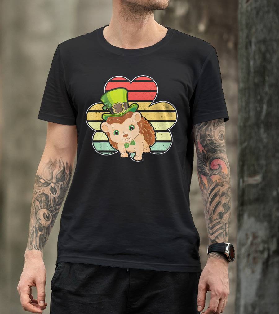 Hedgehog Leprechaun Vintage Shamrock T-Shirt