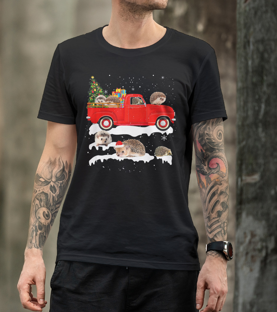 Hedgehog Riding Red Truck With Christmas Gifts And Tree Xmas Merry Chr T-Shirt