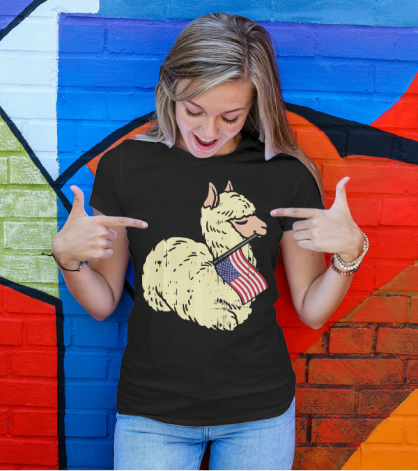 Llama Holding American Flag Cute Alpaca T-Shirt
