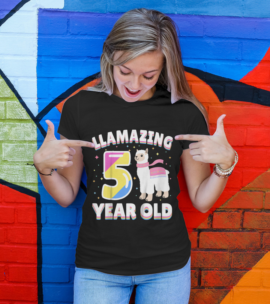 Llamazing 5 Year Old Birthday Llama Fifth Year T-Shirt